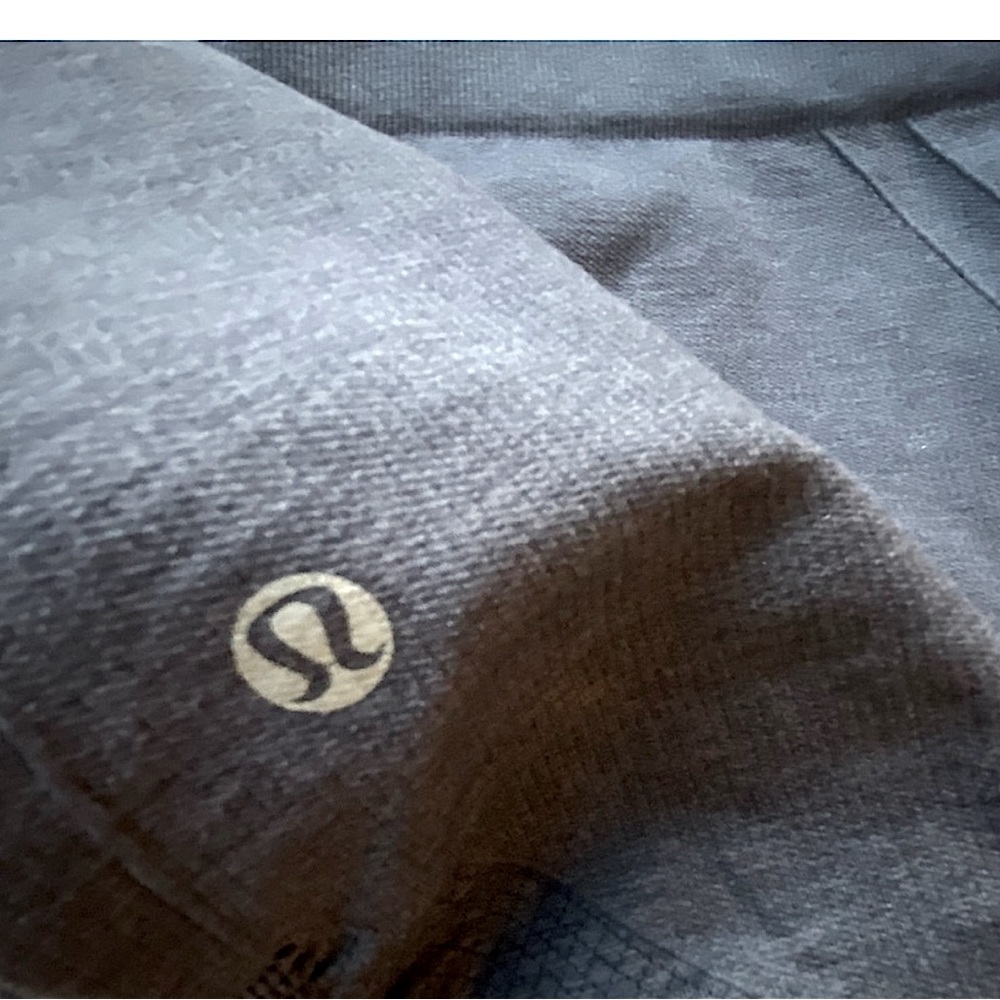 LULULEMON EBB & FLOW SEAMLESS 6 COMPRESSION CROP CAPRI TIGHT BLACK - Picture 4 of 6